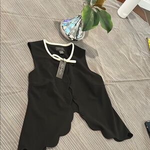 Gracia Black Top with Cream Trim